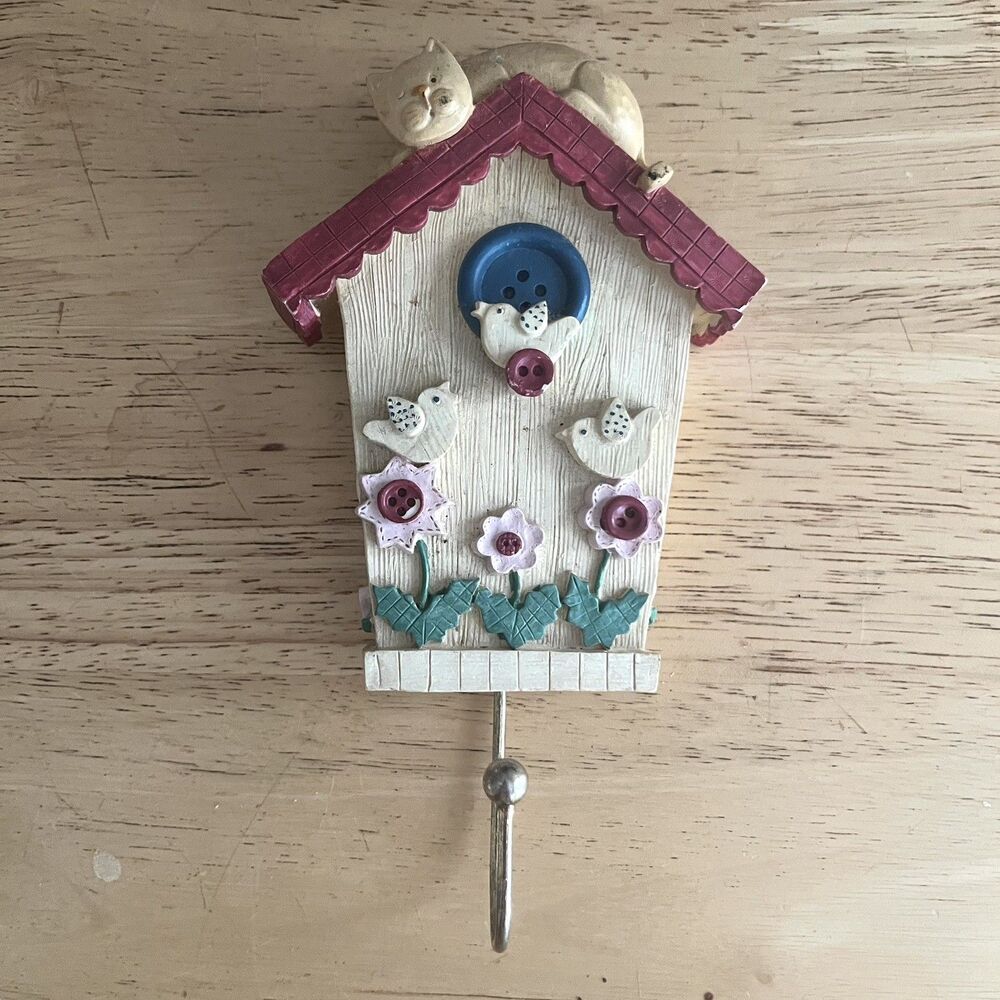 Russ Berrie Homespun Comfort Cat On Birdhouse Bird Wall Hook 7 Inch Plaque 14694